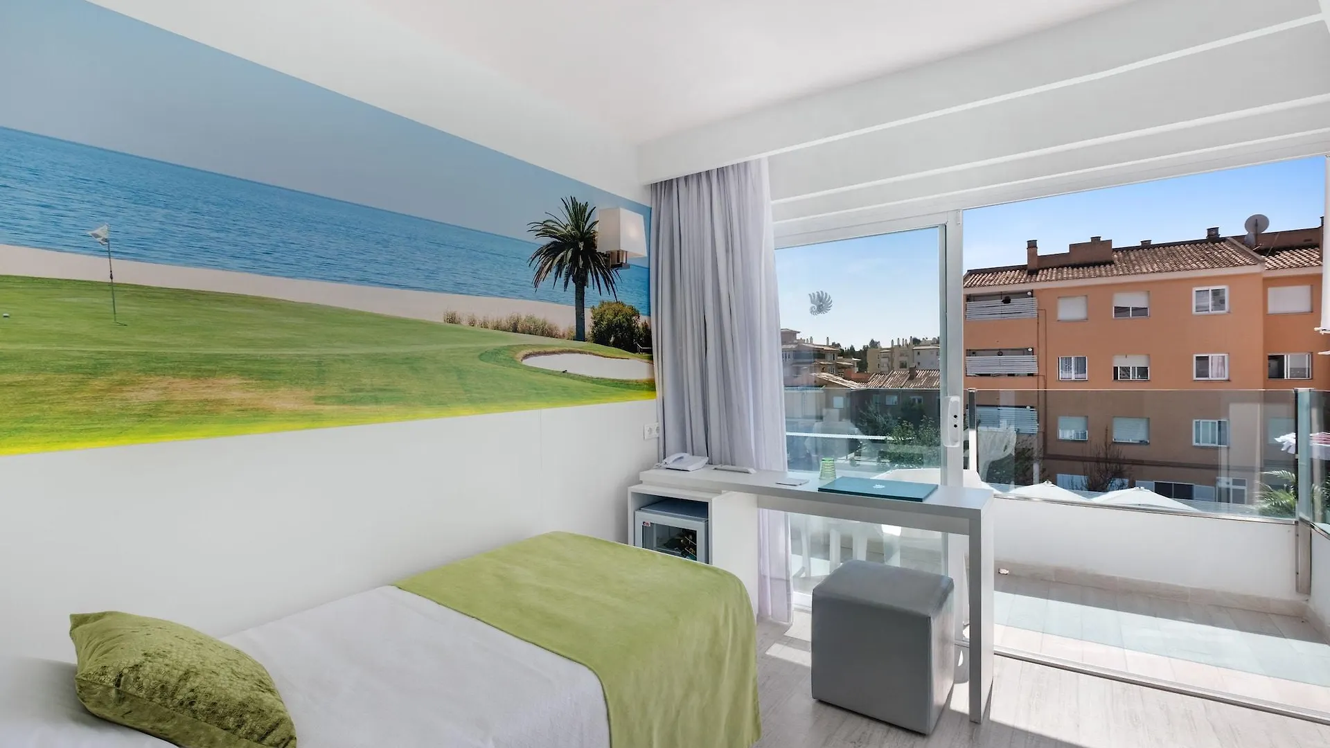 Plaza Santa Ponsa Boutique - Adults Only. Hotel 4*,  Spain