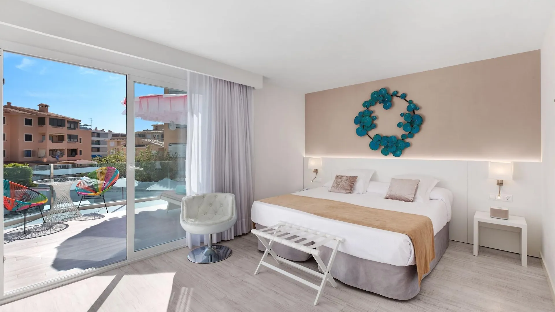 Plaza Santa Ponsa Boutique - Adults Only. Hotel 4*,